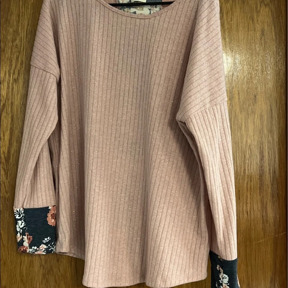 Long sleeve sweater
